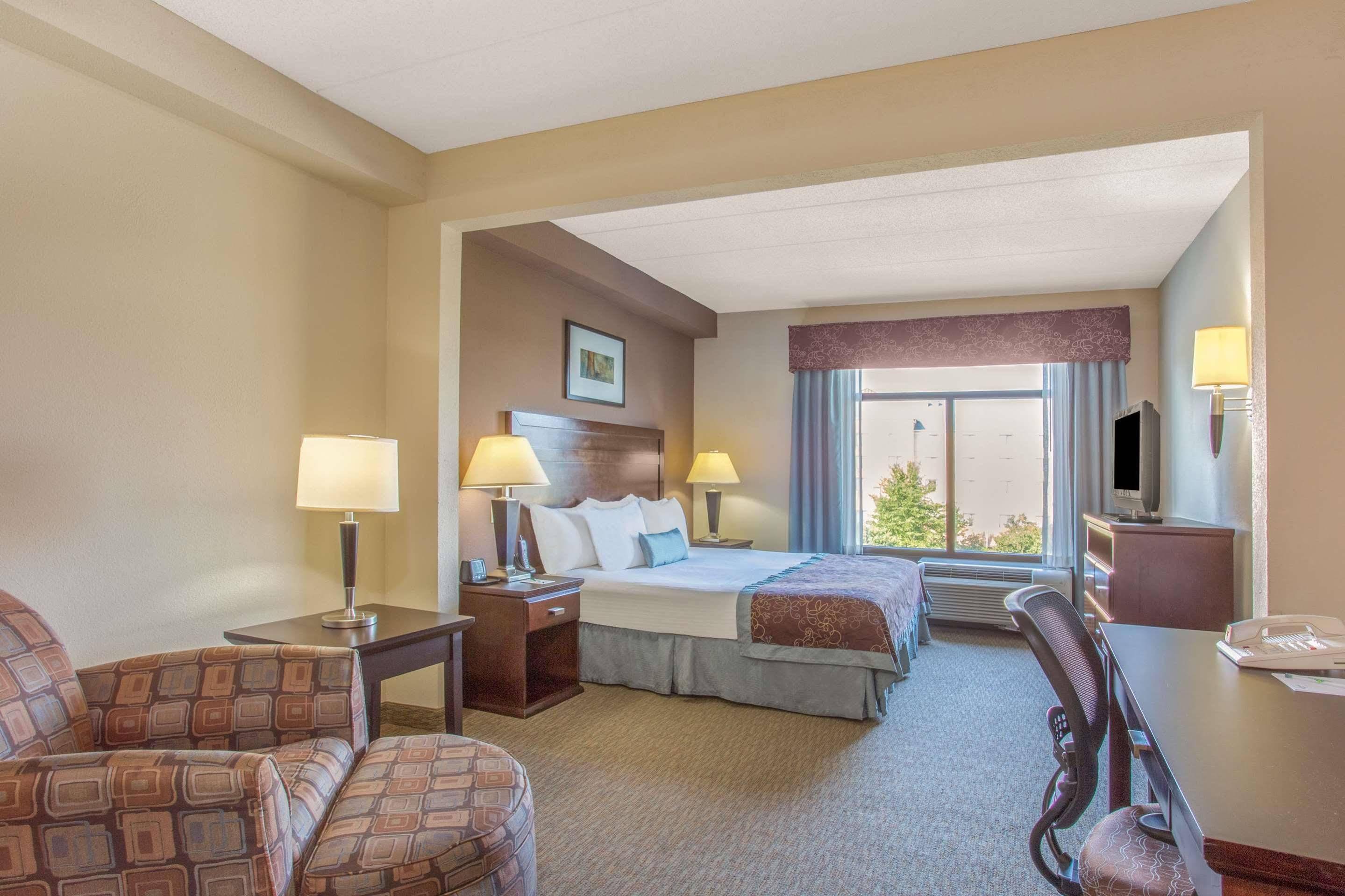 Holiday Inn Fredericksburg - Conference Center By Ihg Экстерьер фото