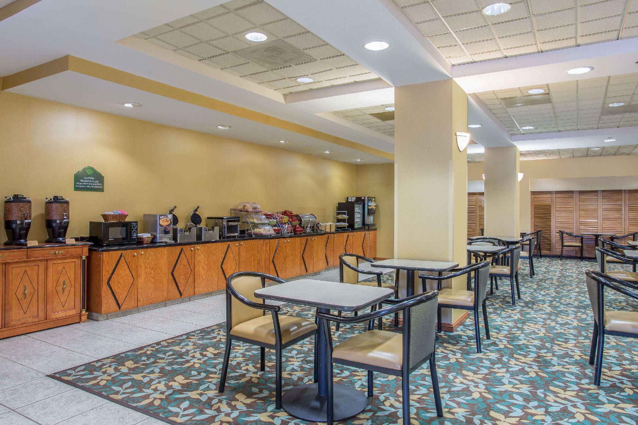 Holiday Inn Fredericksburg - Conference Center By Ihg Экстерьер фото
