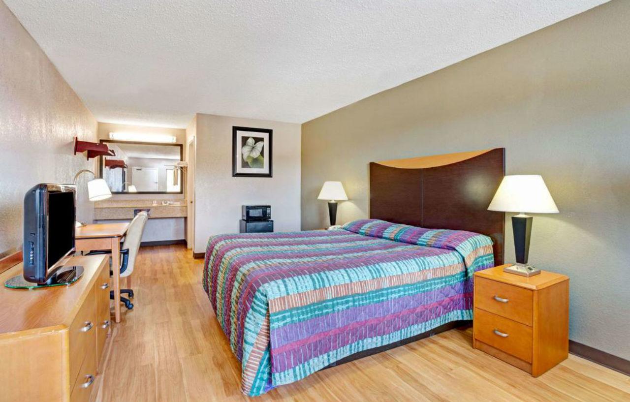 Holiday Inn Fredericksburg - Conference Center By Ihg Экстерьер фото